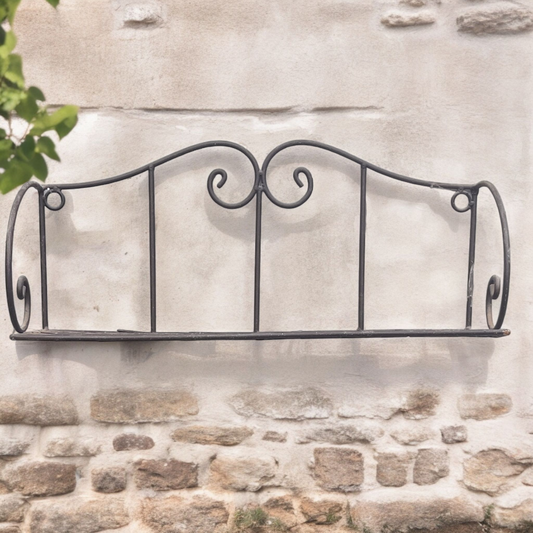 Hylla i lantlig stil